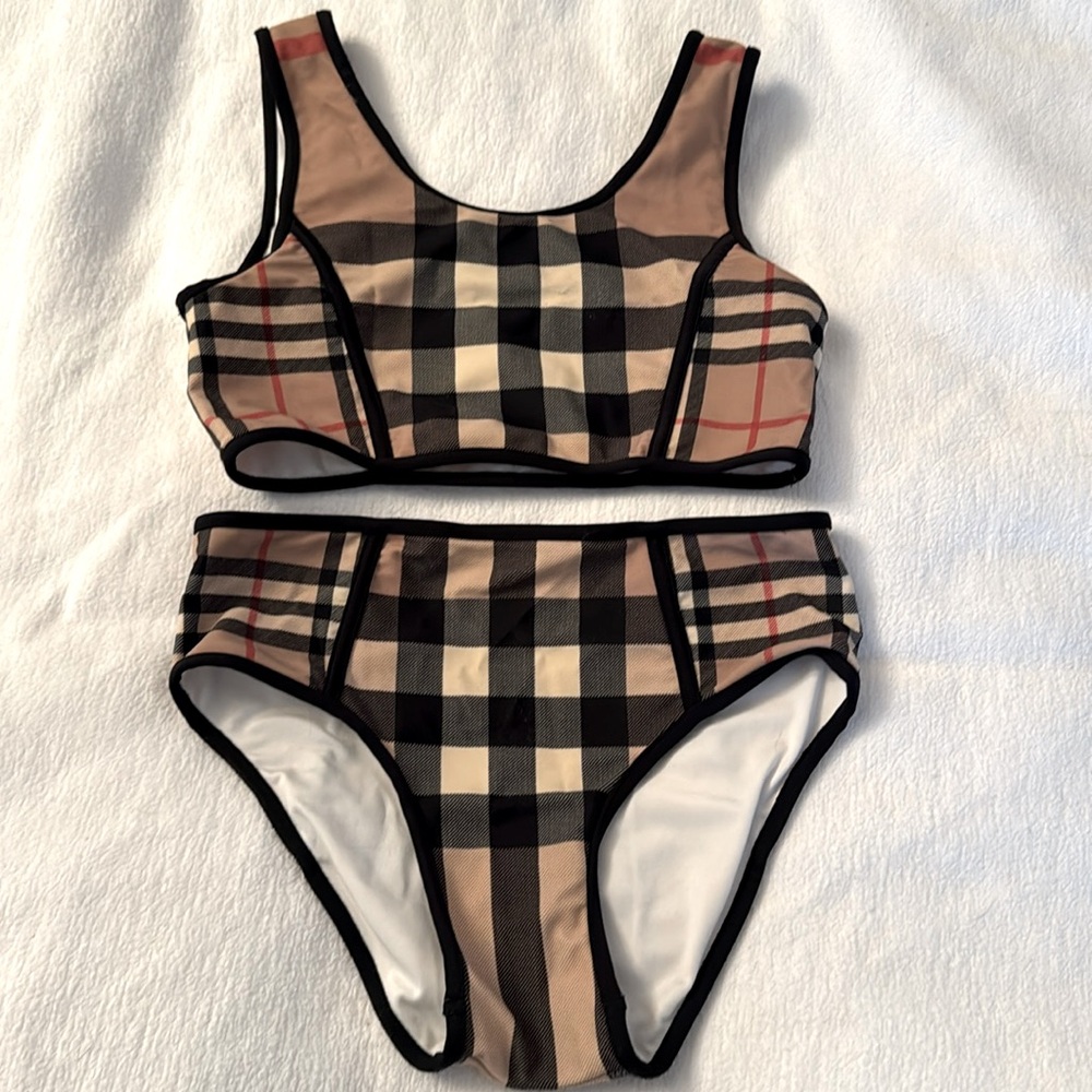 Burberry girls two piece classic pattern